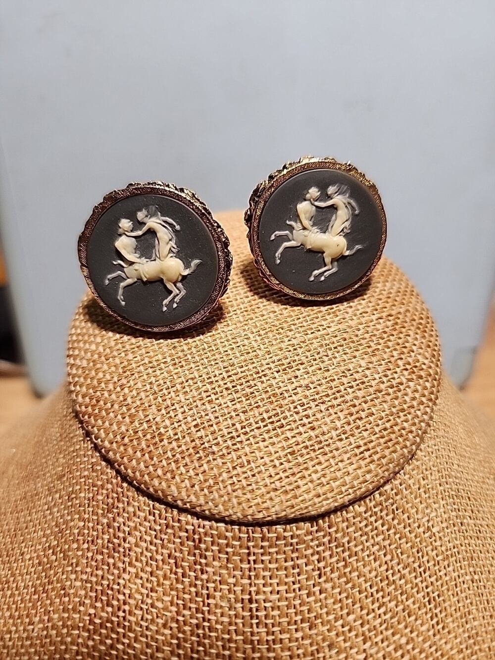 Vintage Dante Grey Blue Incolay Centaur Cufflinks Gold Tone Greek Mythology